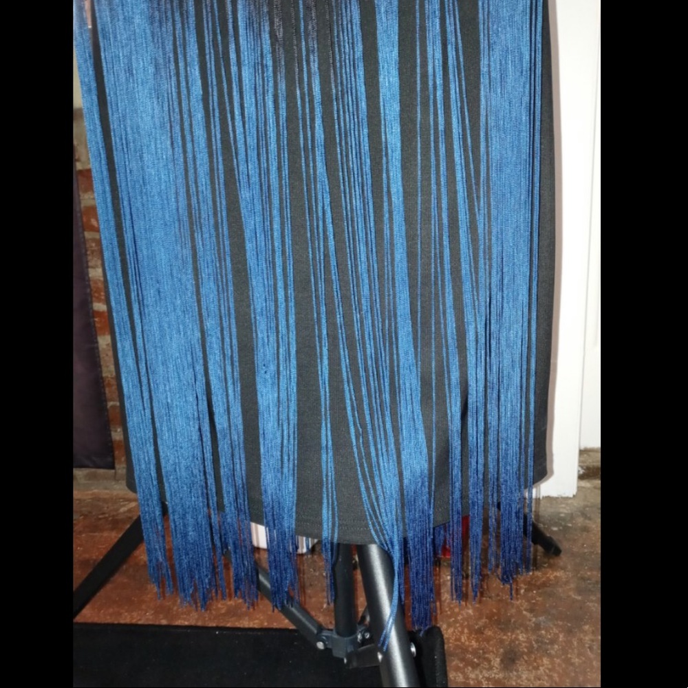 Dress - Picture 5 of 6